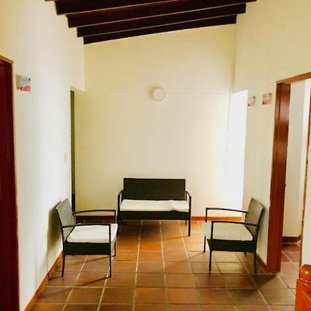 מדיין Casa Hotel Palmas Del Estadio 2 מראה חיצוני תמונה